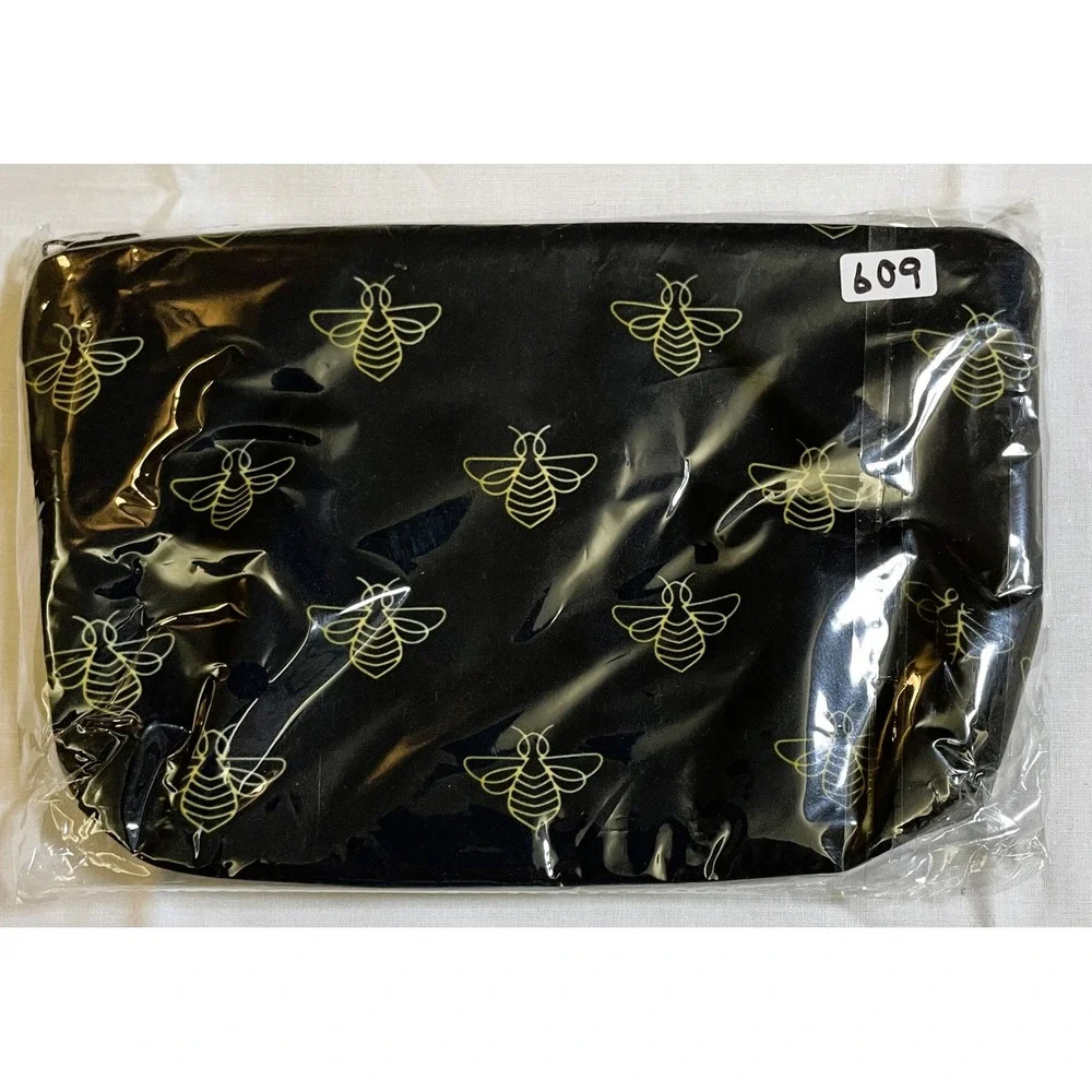 The Pouch Bee‎ Print Cosmetic Bag Women OS Black NWT Zippered Travel Makeup Case